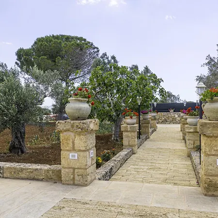 Masseria Li Turri Apart Otel