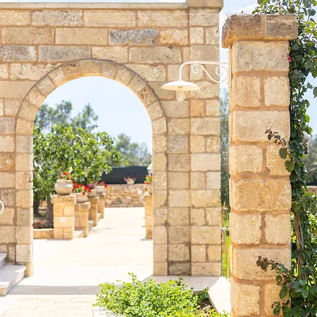 Masseria Li Turri Aparthotel