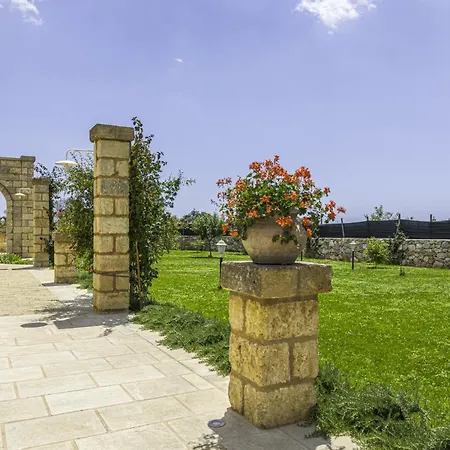 Masseria Li Turri Gemini (Apulia)