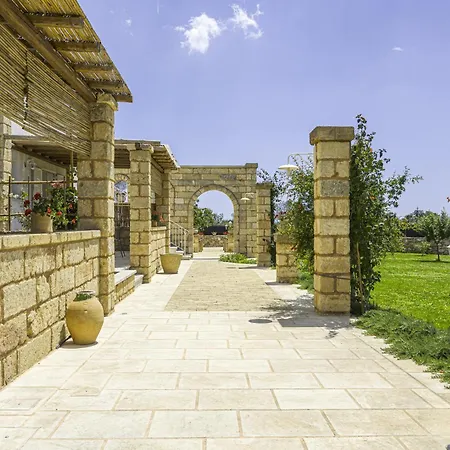 Aparthotel Masseria Li Turri Gemini (Apulia)