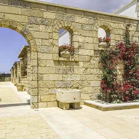 Masseria Li Turri Aparthotel