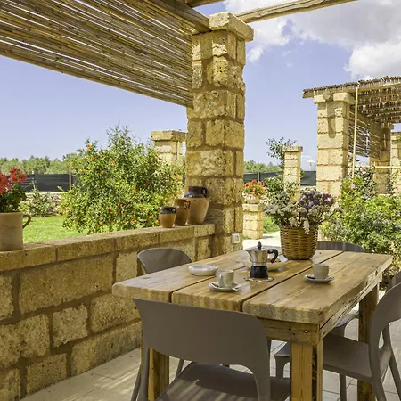 Masseria Li Turri Aparthotel